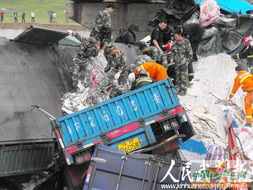 救援队讲述高速垮塌大桥营救过程